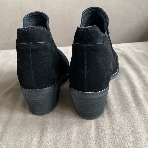 Me Too Chelsea Boot Size 6 - Picture 3 of 6